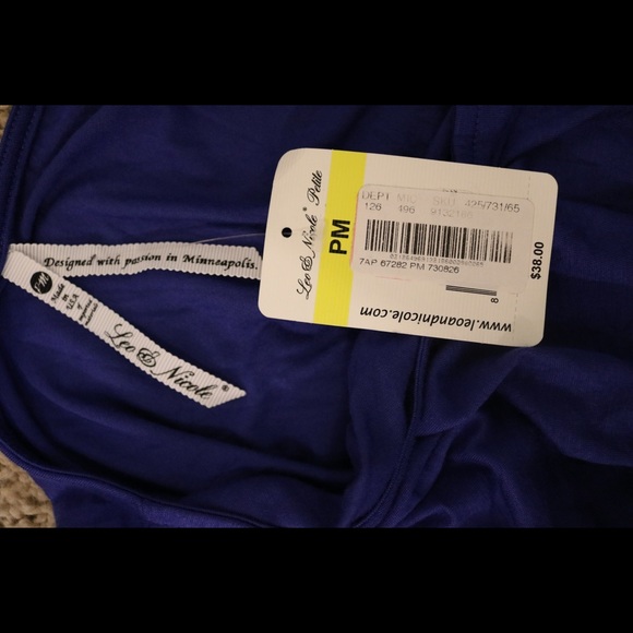 New with tags button sleeve royal blue loose top - Picture 7 of 8